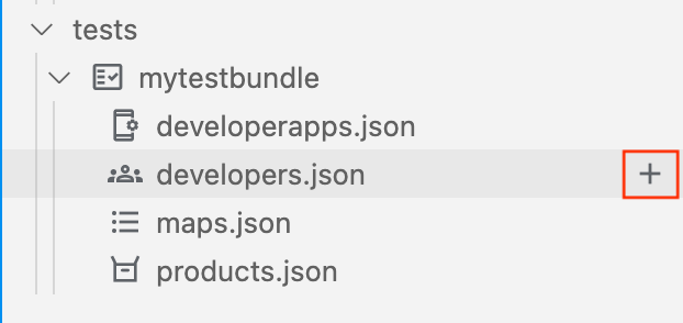 將游標置於 developers.json 上時，系統會顯示 +