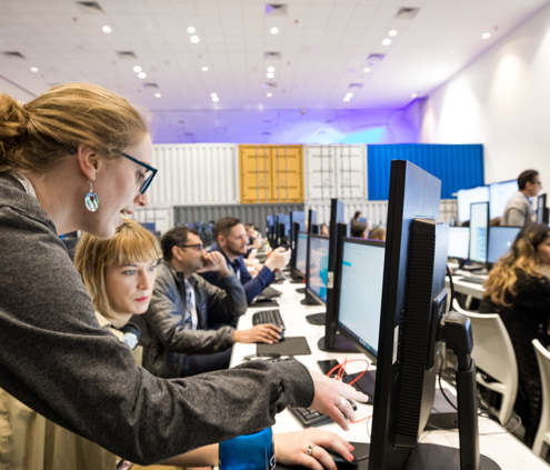 Profesionales formándose con Google Cloud