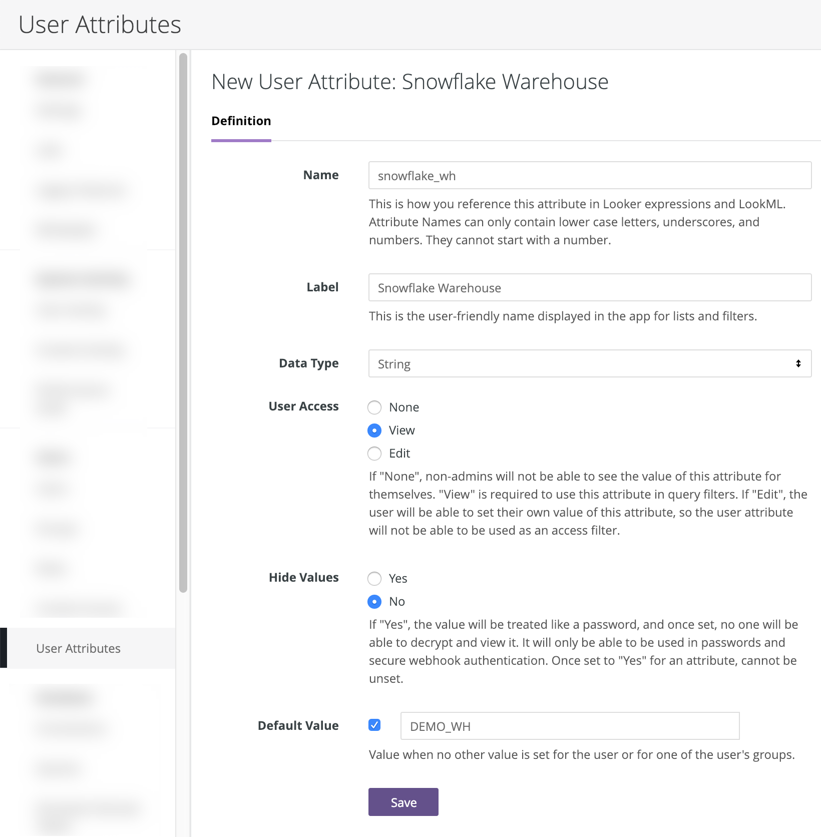 Snowflake ウェアハウスのユーザー属性が表示されている Looker の [ユーザー属性] ページ。