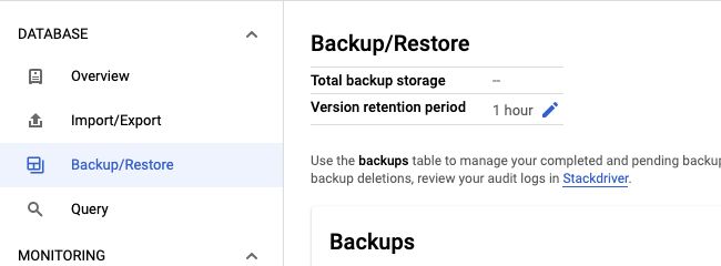 Formulário de backup/restauração no console, mostrando o campo &quot;período de armazenamento da versão&quot; definido como 1 hora e um ícone de lápis para editar esse valor.