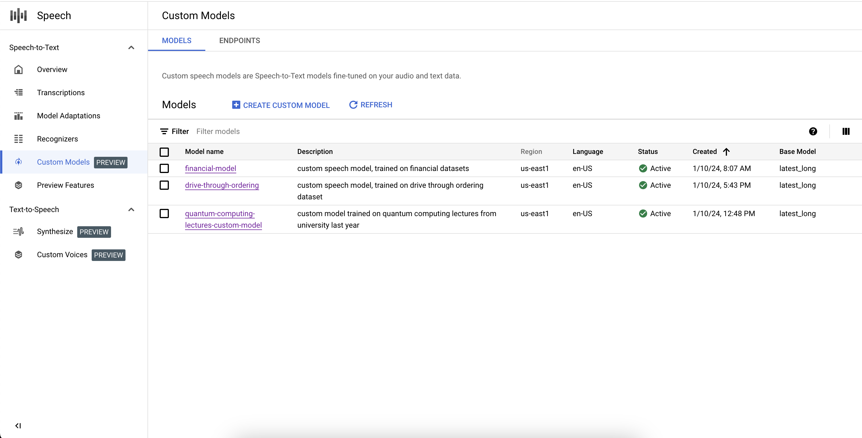 Screenshot des Workflows für die Liste der benutzerdefinierten Speech-to-Text-Modelle mit einer Tabelle mit allen bereits erstellten benutzerdefinierten Modellen