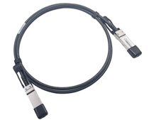 Photo représentant un câble réseau en cuivre QSFP+ twinaxial